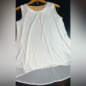 Adrienne Vittadini High-Low Sleeveless Top in Chalk Size Medium EUC
